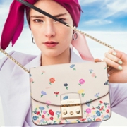 Bloomingdales精选Tory Burch，Michael Kors， Coach 等大牌包包