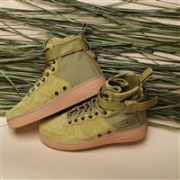 NIKE 耐克 SF AIR FORCE 1 MID 大童款运动鞋 草绿色