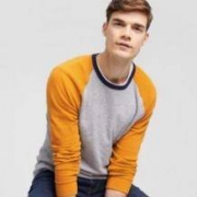限尺码： OLD NAVY 000826304-2 男士撞色长袖T恤 *3件