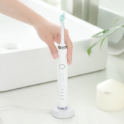 京东PLUS会员： 网易严选 K76S2 全净皓齿变速式 声波电动牙刷