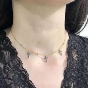 SWAROVSKI 施华洛世奇 女士plating 迷你十字架灰色金色短项链 5395809