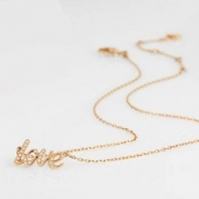 SWAROVSKI 施华洛世奇 Emotion Love字母项链 5093576