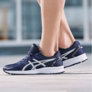 ASICS 亚瑟士 JOLT 男士跑鞋 T7K3N