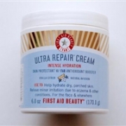 拼手速！First Aid Beauty Ultra Repair Cream万用强效修复霜340g