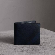 官网￥2500，BURBERRY 巴宝莉 男士London格纹双折式钱包 2色