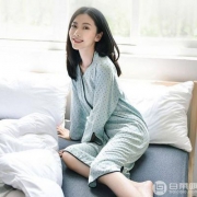 网易严选，设计师款 女式波点立领睡裙