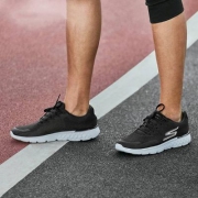 Skechers 斯凯奇 GO RUN 400 男士轻质跑鞋 55299