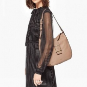 kate spade 凯特丝蓓 女士真皮单肩包 2.7折$103.16