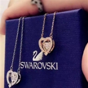 Swarovski施华洛世奇Sparkling Dance Round跃动水晶项链