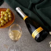 TOSO 杜苏 莫斯卡托甜白起泡酒 750ML