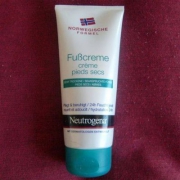Neutrogena 露得清 挪威配方 24小时特润修护足霜100ml*2支装 Prime会员凑单免费直邮含税