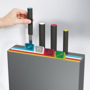 Joseph Joseph   60090 分类菜板及炫彩刀具 组合套装