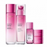 欧莱雅 清润葡萄籽礼盒（膜力水130ml+乳液110ml+膜力水65ml +膜力霜25ml*2）
