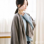 网易严选 纯色羊绒混纺针织披肩 123*103cm