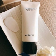 CHANEL 香奈儿  山茶花系列18年夏季新品 润泽水感晚安面膜 100ml €67.29