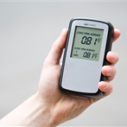 装修必备：Airthings Corentium Home Radon Detector 家庭氡检测仪