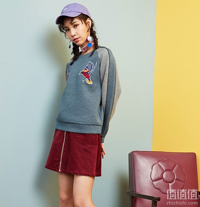 美特斯邦威女士卫衣