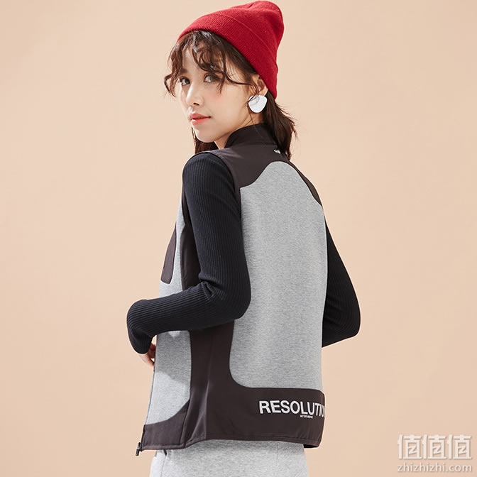 美特斯邦威女士马甲