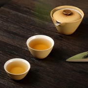 金镶玉 一壶两杯陶瓷茶具套装