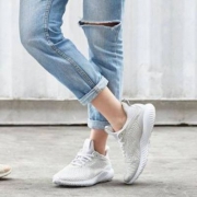 adidas 阿迪达斯 Alphabounce 1 女士跑步鞋 AC6921