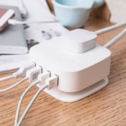 高颜值一拖四！惠爱家 4USB+1位插孔全长1.5米 U201T
