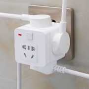 仅限今天：海锚 USB魔方插座转换器