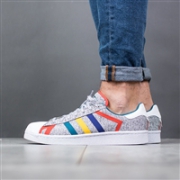 adidas 阿迪达斯 x White Mountaineering  Superstar 联名款运动鞋