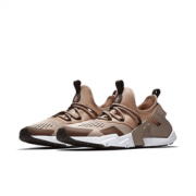 1日0点、限颜色： NIKE 耐克 AIR HUARACHE DRIFT BR AO1133 男子运动鞋
