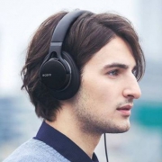 Sony 索尼 MDR-1AM2 头戴式耳机