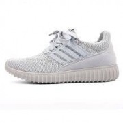 仿YEEZY鞋型：回力 男子飞线跑线