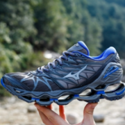 亚马逊最畅销！Mizuno 美津浓 Wava Prophecy 7 顶级缓震跑鞋