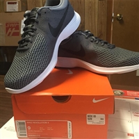 NIKE 耐克经典Revolution 4 男士跑鞋