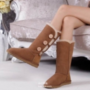 UGG 女士高筒雪地靴
