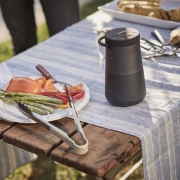 Bose      SoundLink Revolve+ 蓝牙扬声器