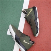 Nike 耐克 Ambassador X 詹姆斯使节10代 男子篮球鞋 两色