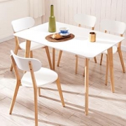 A家家具 北欧日式简约餐桌椅组合 一桌四椅