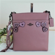 COACH蔻驰Messenger Crossbody in Heart Applique单肩包