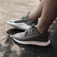 Adidas阿迪达斯 Tubular Shadow 女款运动鞋
