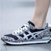Onitsuka Tiger 鬼冢虎 ALVARADO D7J7L 女士休闲运动鞋