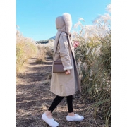 夏梵尼 羊羔绒棉服 女款 198元包邮（258-60）
