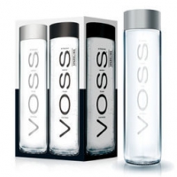 限地区：VOSS 芙丝 天然矿泉水 800ml + 芙丝 苏打水气泡水 800ml*2瓶 12.9元（限1件）