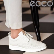 需手快，限尺码 Ecco 爱步 Aquet 女士轻质透气真皮休闲鞋 207003