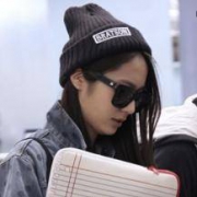 小白菜：时尚标签毛线女帽