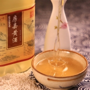 湖北十堰特产，逍何 手工糯米黄酒 2500ml