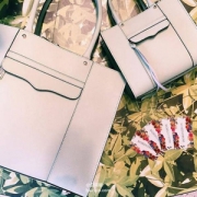 Rebecca Minkoff 瑞贝卡明可弗 MAB 经典MINI斜跨包 $68.6（需用码）