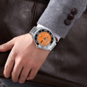精工（SEIKO）  SRPC55J1 5号自动上链机械男表 橘盘水鬼 防水夜光