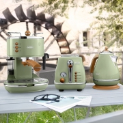 德龙（Delonghi）        Icona Vintage 复古系列三件套（咖啡机+电水壶+多士炉）
