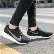 Nike 耐克 Zoom Fly Flyknit 顶级男款跑鞋 黑色