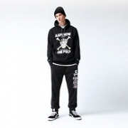 13日0点：潮牌 Aape X OnePiece 海贼王 联名卫衣
