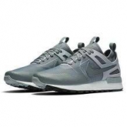NIKE 耐克 AIR PEGASUS 89 TECH 女士减震跑步鞋  861688-002
